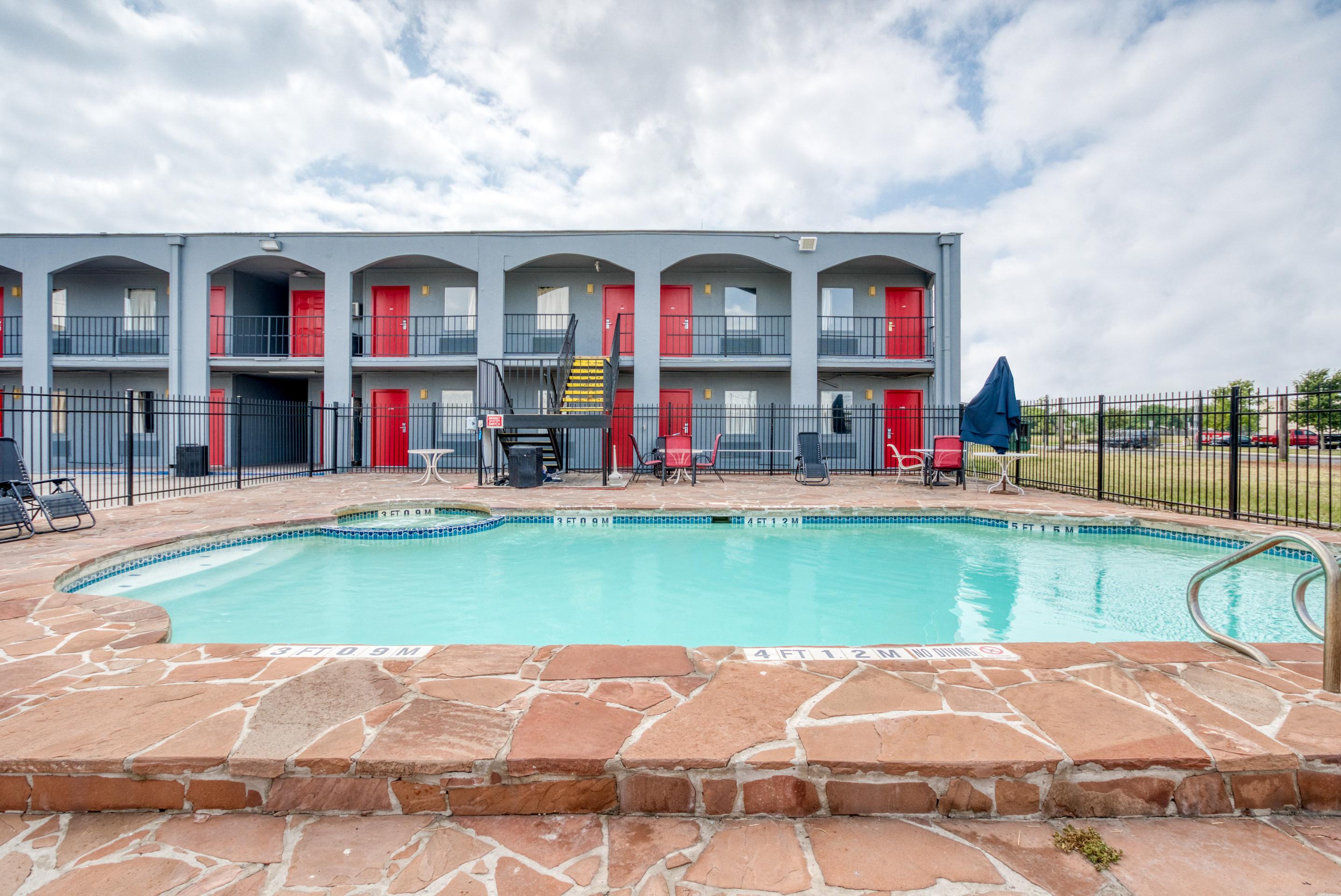 Oyo Hotel San Antonio Lackland Air Force Base West Exterior foto